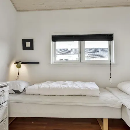 Bara - 600m From The Sea By Interhome Nordenbro Vesteregn